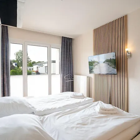 Solaris 18 Mit Gemeinschaftssauna Und Grillplatz 그로미츠